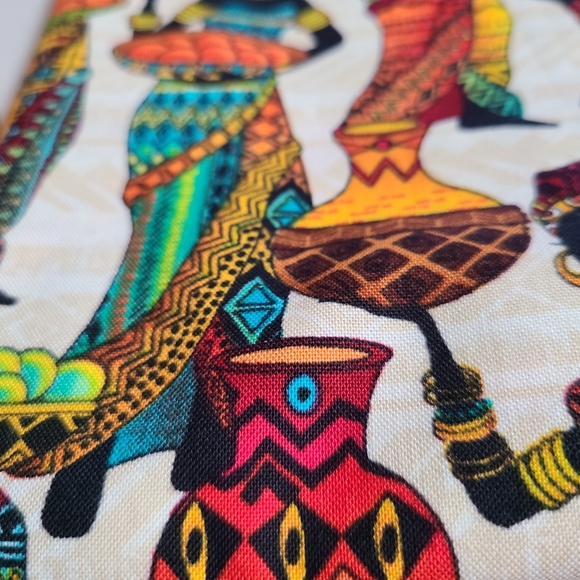 Timeless Treasures Fabrics of SoHo Kenta-C Beautiful Women & Woven Baskets Sew - Picture 3 of 16